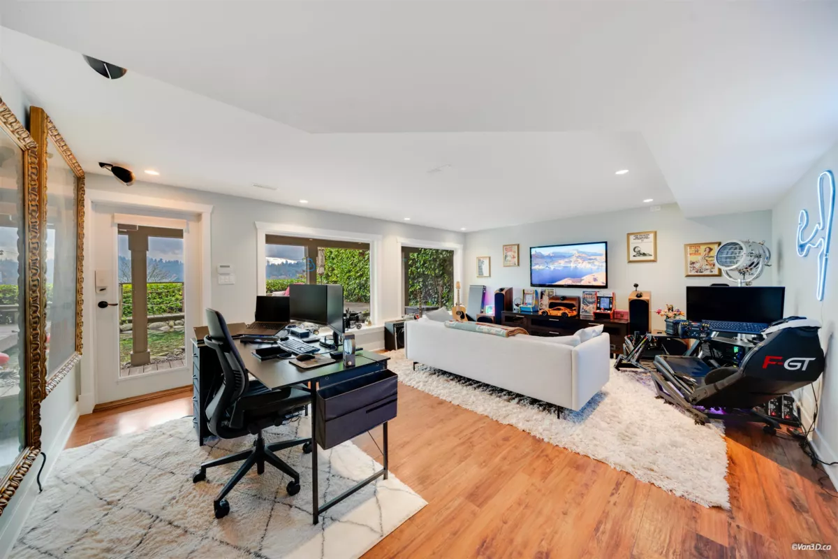 Office / Den Photo of 920 Barber Street, Port Moody, BC