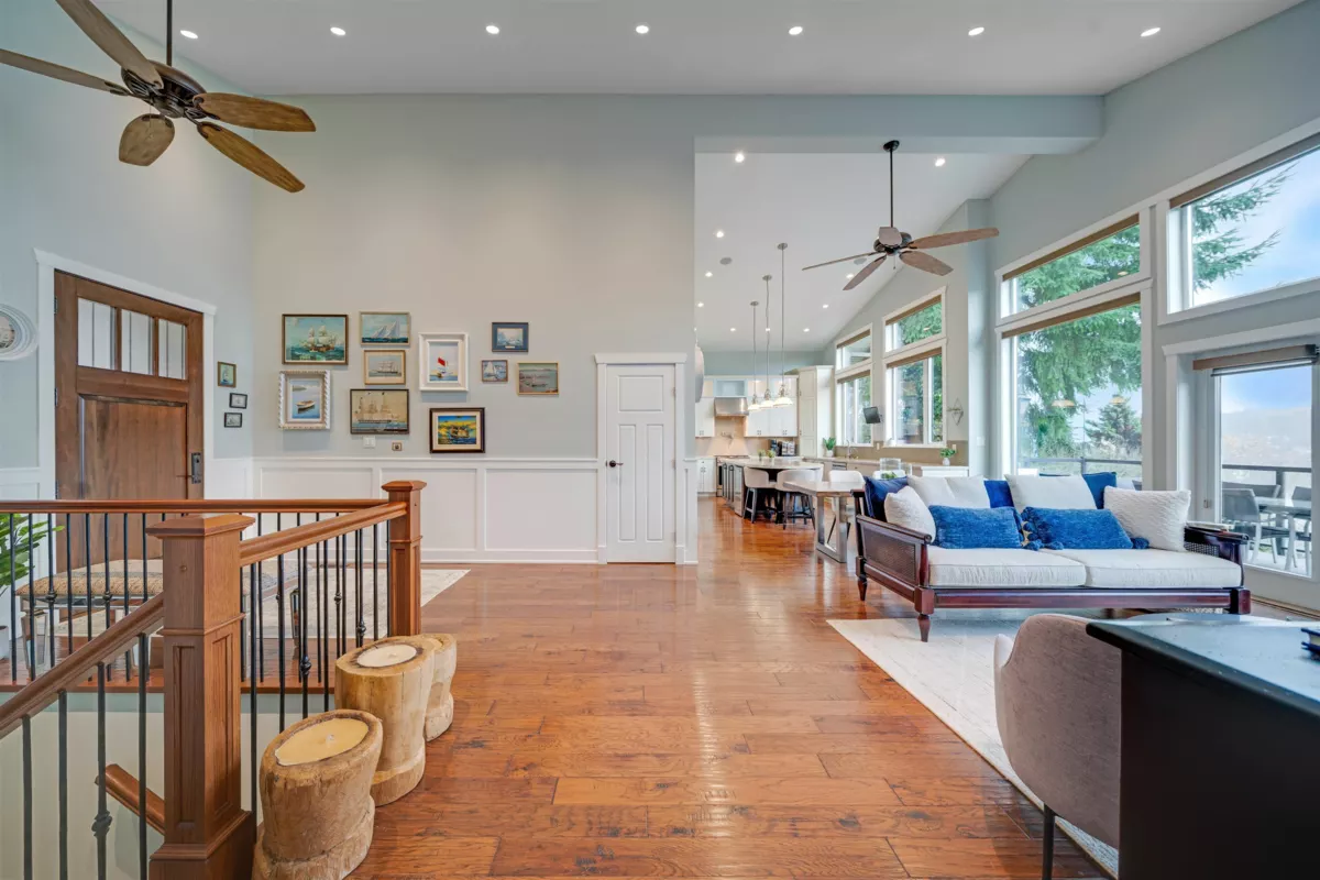 Primary Bedroom Photo of 920 Barber Street, Port Moody, BC