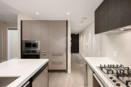 2701 1351 Continental Street, Vancouver, BC, Vancouver — Apartment/Condo for sale
