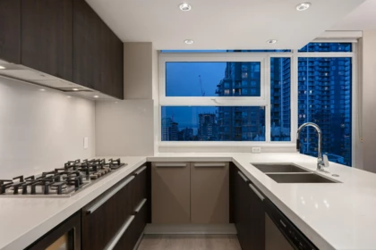 2701 1351 Continental Street, Vancouver, BC, Vancouver — Apartment/Condo for sale