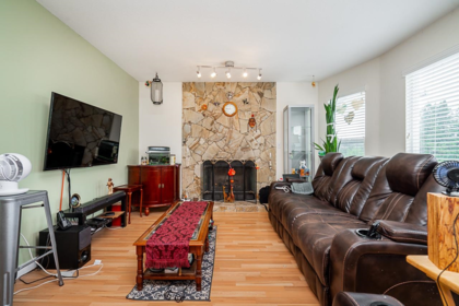 527 E Columbia Street, New Westminster, BC, New Westminster — Single Family Residence for sale