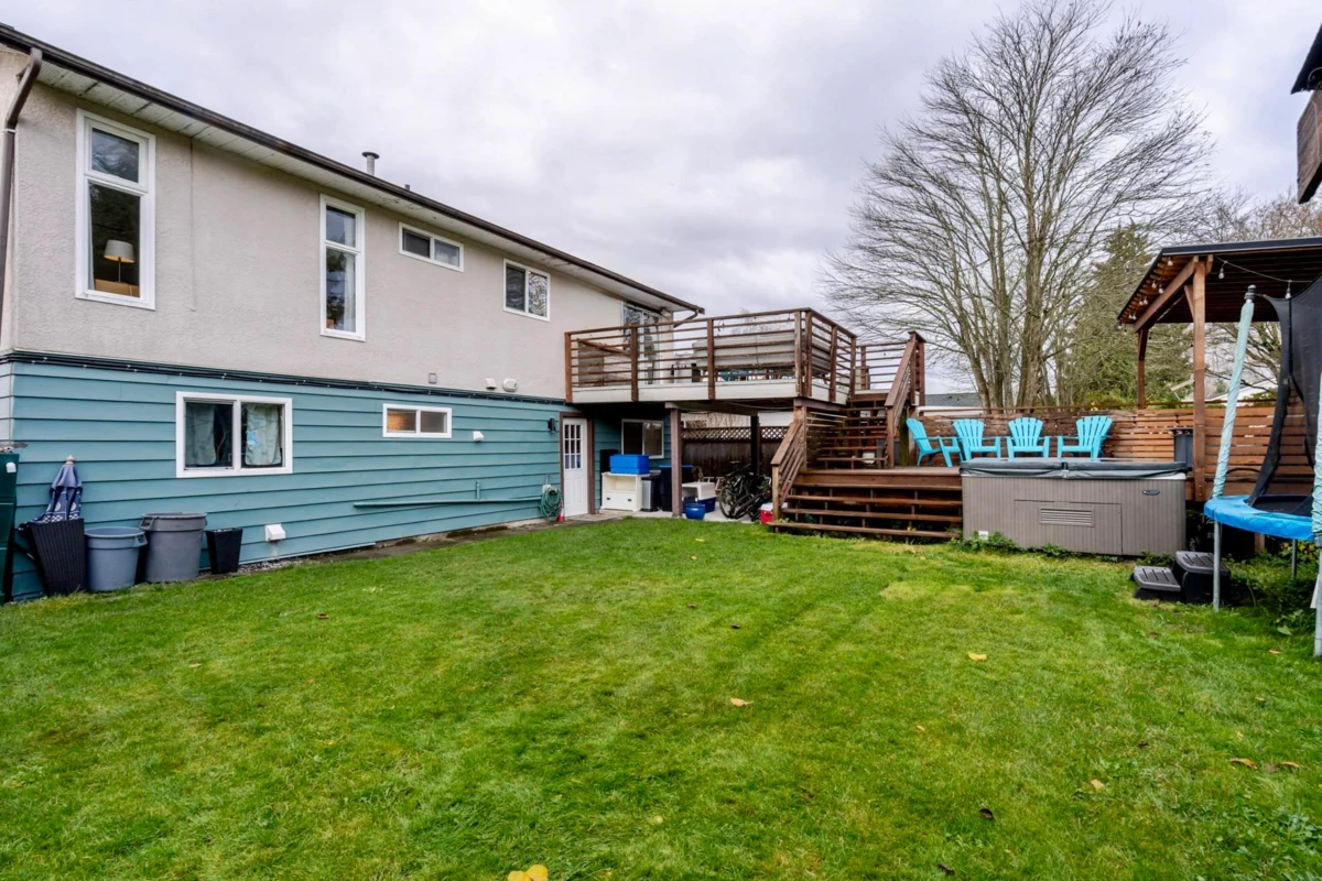 Hot Tub / Spa Photo of 4672 46a Street, Delta, BC