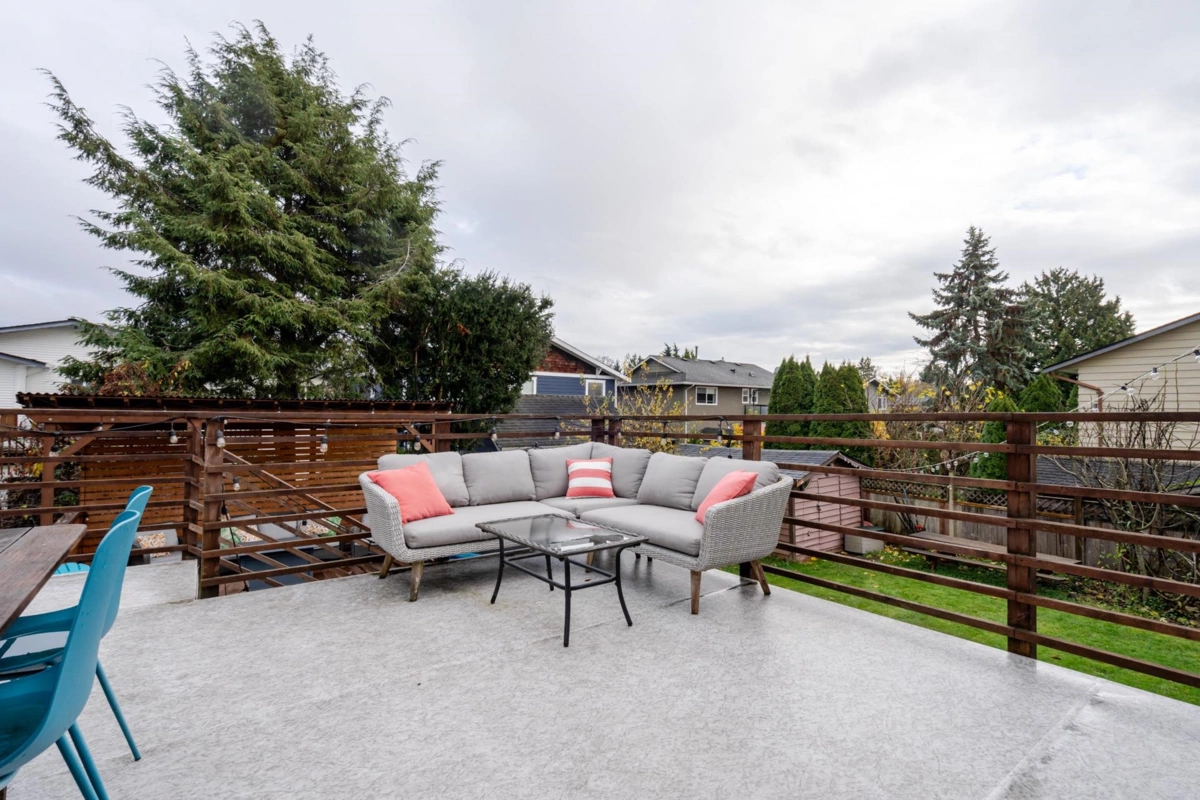 Swimming Pool Photo of 4672 46a Street, Delta, BC