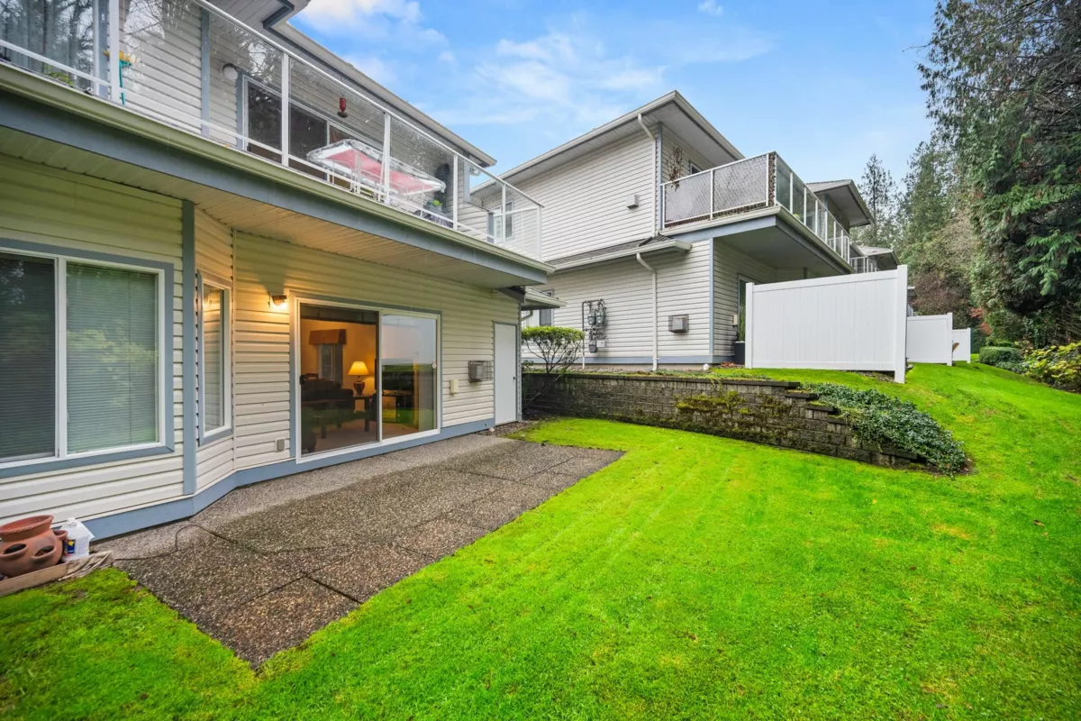 Front Yard Photo of 41 21579 88b Avenue, Langley, BC