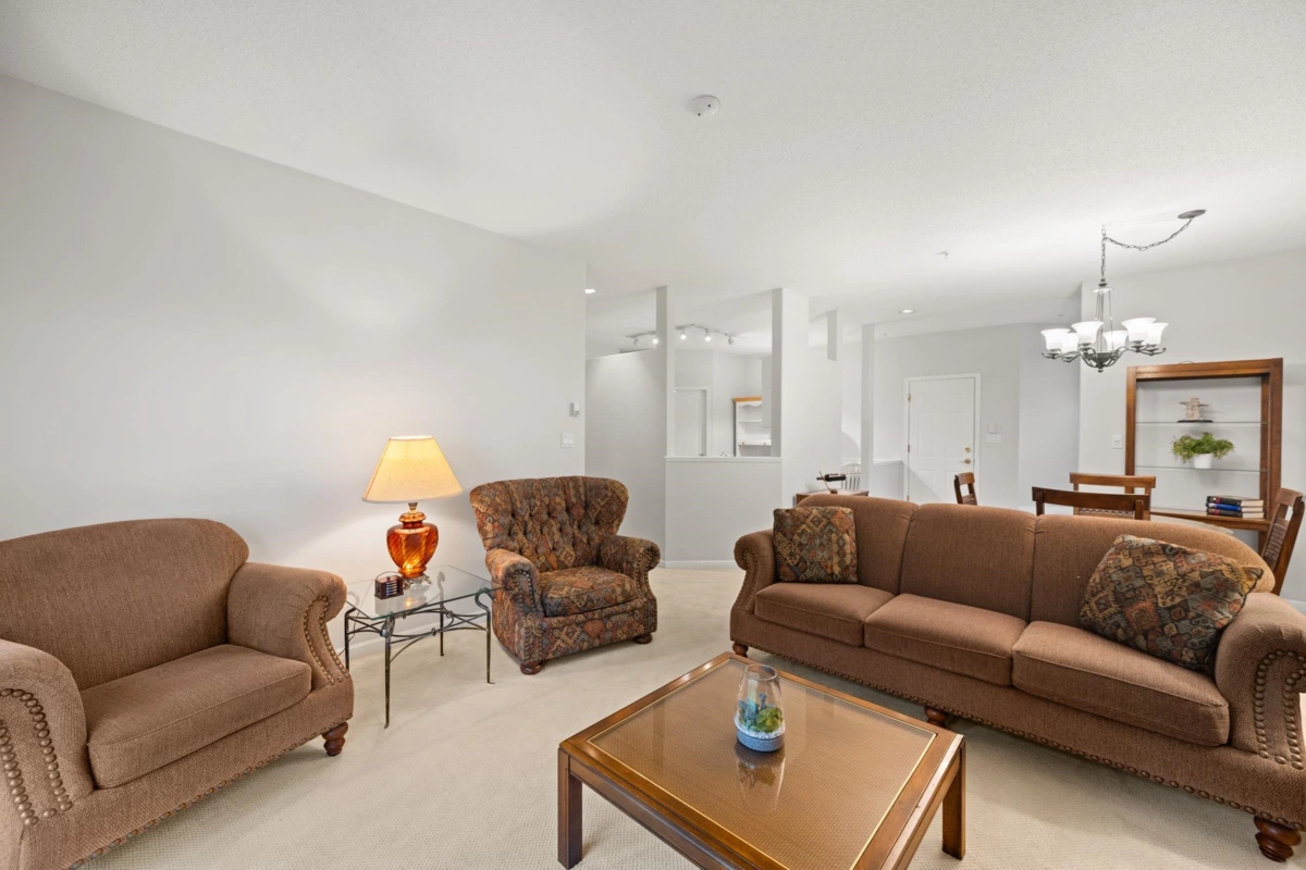 Kitchen Island Photo of 41 21579 88b Avenue, Langley, BC