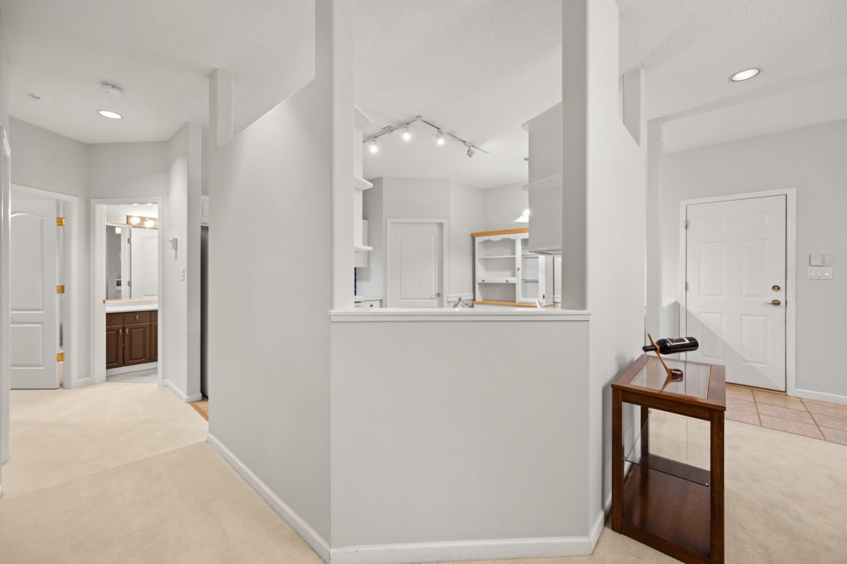 Powder Room Photo of 41 21579 88b Avenue, Langley, BC