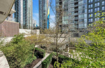 Entry Foyer Photo of 201 550 Pacific Street, Vancouver, BC