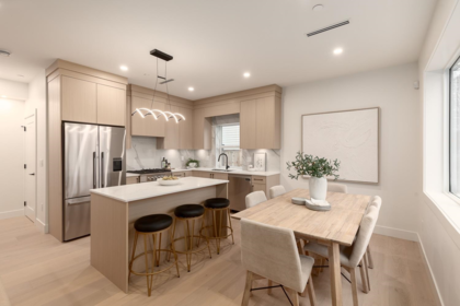 1 3508 E Pender Street, Vancouver, BC, Renfrew VE — 3 bed half duplex for sale