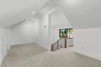 Garden / Landscaping Photo of 4925 Dogwood Drive, Delta, BC