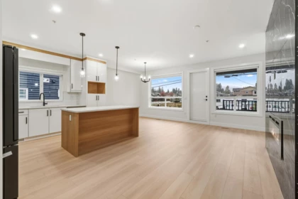 Family Room Photo of 32529 Higginbottom Court, Mission, BC