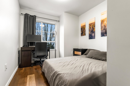Loft / Bonus Room Photo of 204 815 First Street, New Westminster, BC