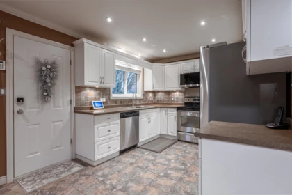34047 Mccrimmon Drive, Abbotsford, BC, Abbotsford — Single Family Residence for sale