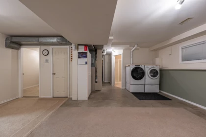 Mudroom Photo of 34047 Mccrimmon Drive, Abbotsford, BC