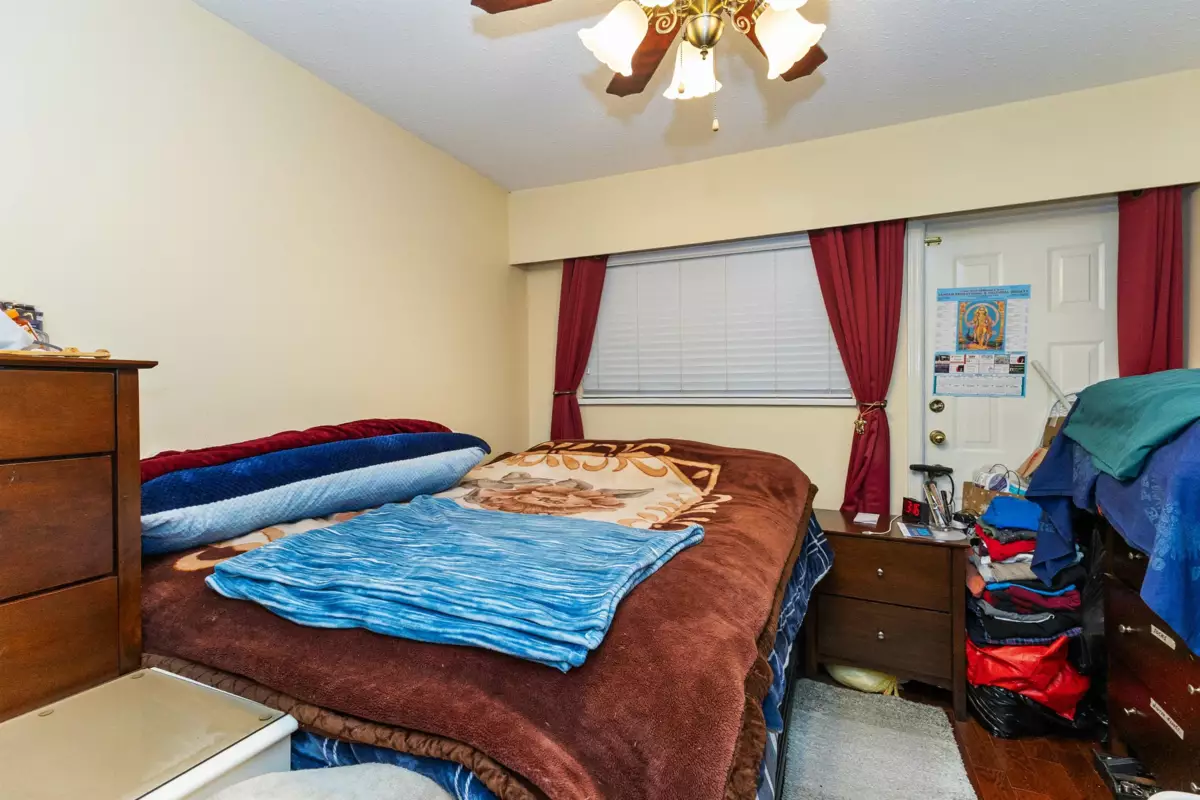 Basement Recreation Room Photo of 39 33123 George Ferguson Way, Abbotsford, BC