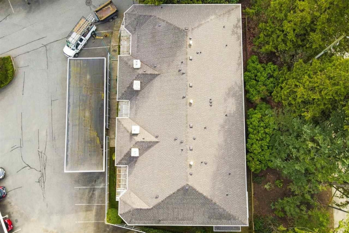 Swimming Pool Photo of 39 33123 George Ferguson Way, Abbotsford, BC