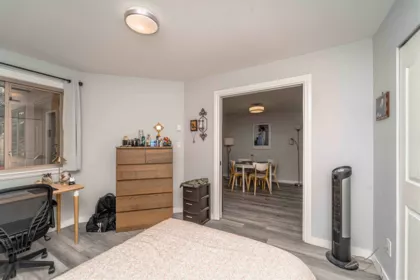 Basement Recreation Room Photo of 102 33675 Marshall Road, Abbotsford, BC