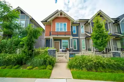 7781 206 Street, Langley, BC, Willoughby Heights — 4 bed row house (non-strata) for sale