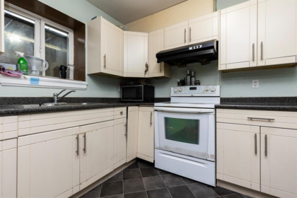 Hot Tub / Spa Photo of 3022 Princess Street, Abbotsford, BC