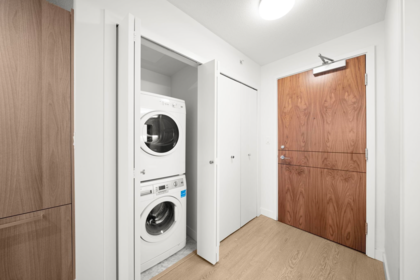 Laundry Room Photo of 3209 13696 100 Avenue, Surrey, BC