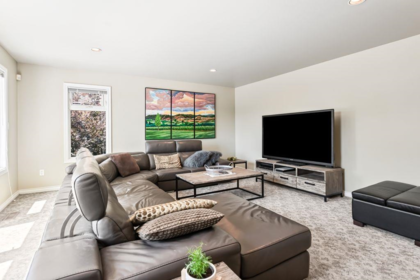 Kitchen Photo of 16672 77 Avenue, Surrey, BC