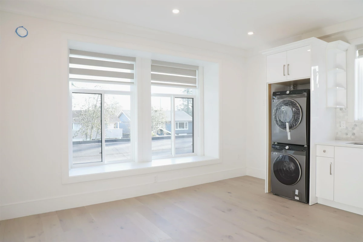 Basement Recreation Room Photo of 10391 Seacote Road, Richmond, BC