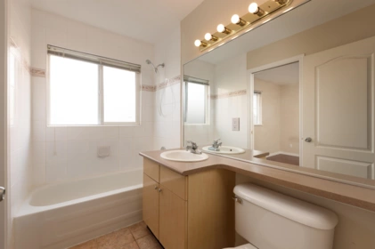 Office / Den Photo of 7668 Bennett Road, Richmond, BC