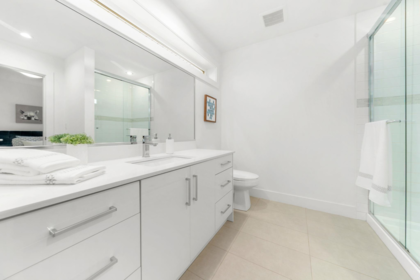 Mudroom Photo of 361 E 15th Street, North Vancouver, BC