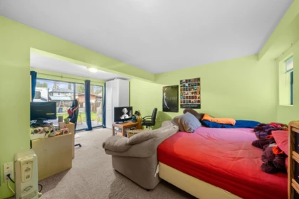 Basement Recreation Room Photo of 741 E 14th Street, North Vancouver, BC