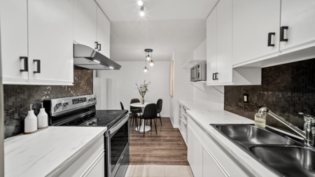 Breakfast Nook Photo of 214 5340 Hastings Street, Burnaby, BC