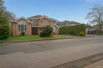 10320 Scotsdale Avenue, Richmond, BC, Richmond — Single Family Residence for sale