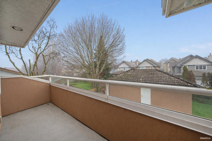 Hallway Photo of 10320 Scotsdale Avenue, Richmond, BC