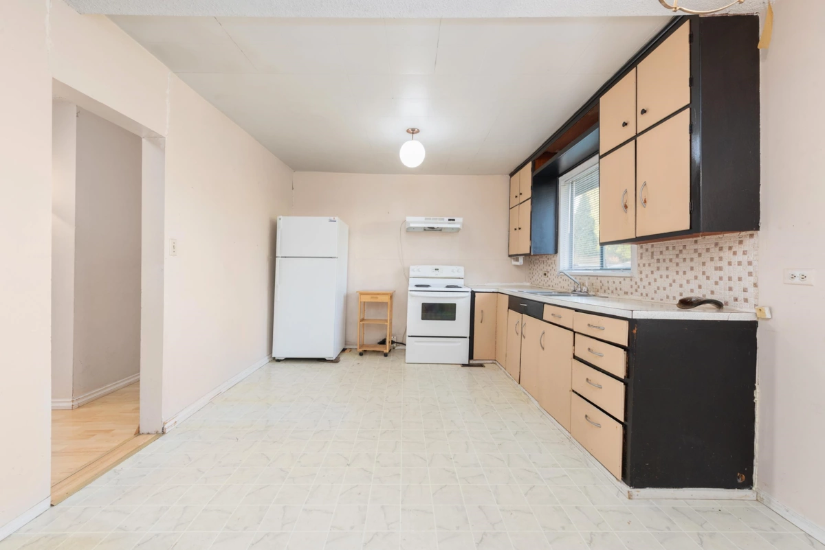 Powder Room Photo of 10331 Finlayson Drive, Richmond, BC