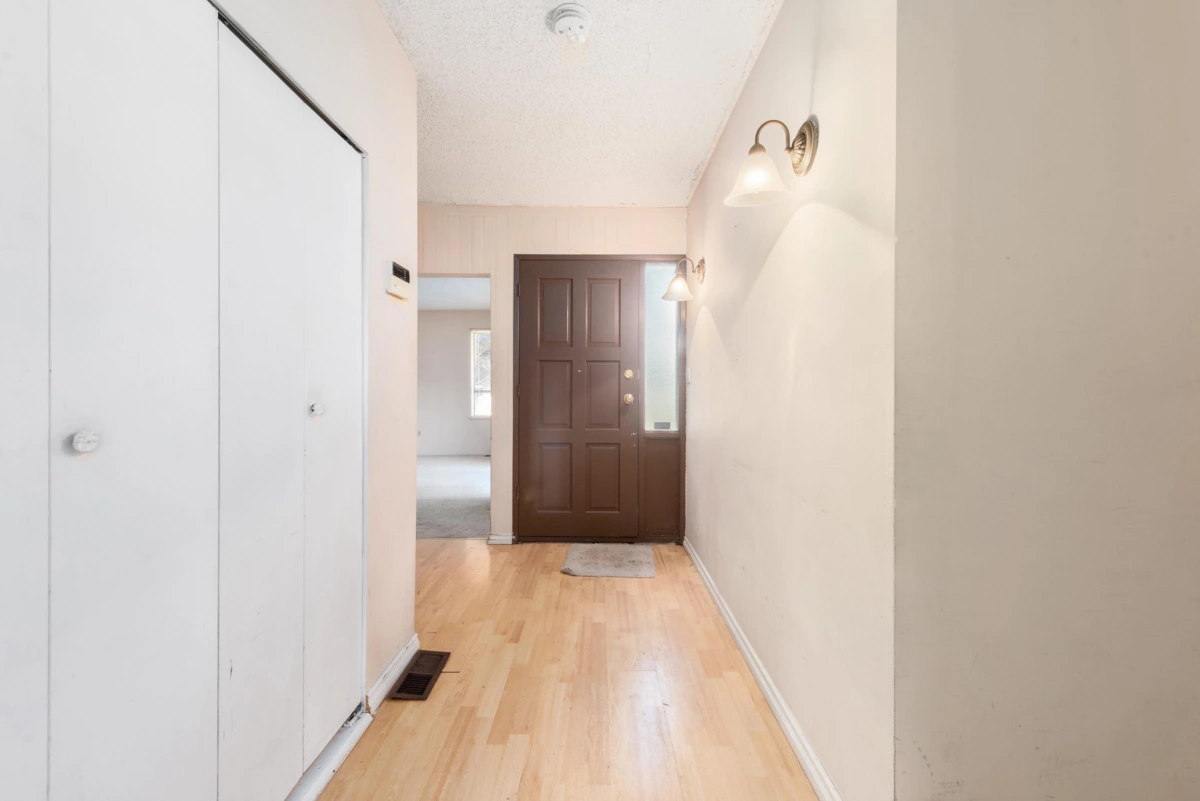 Staircase Photo of 10331 Finlayson Drive, Richmond, BC