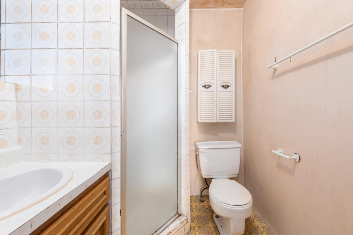 Swimming Pool Photo of 10331 Finlayson Drive, Richmond, BC