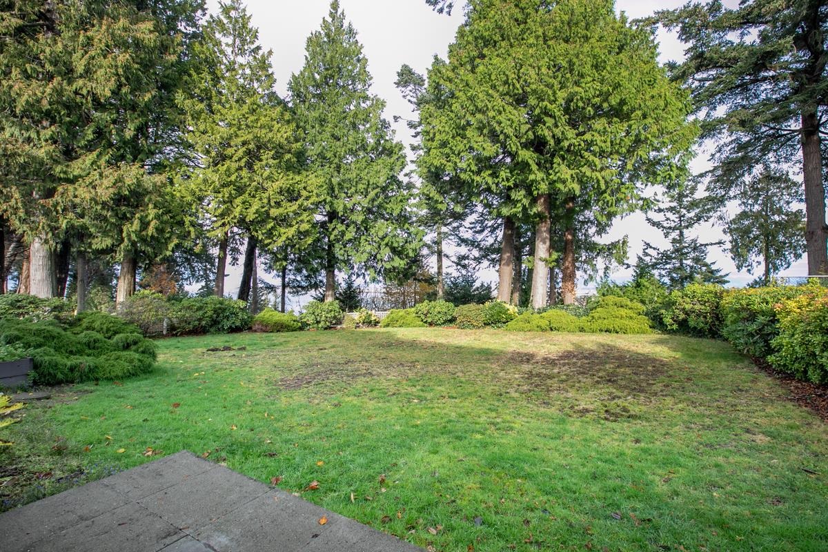 Staircase Photo of 1223 Pacific Drive, Delta, BC