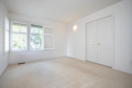 Guest Bathroom Photo of 1223 Pacific Drive, Delta, BC