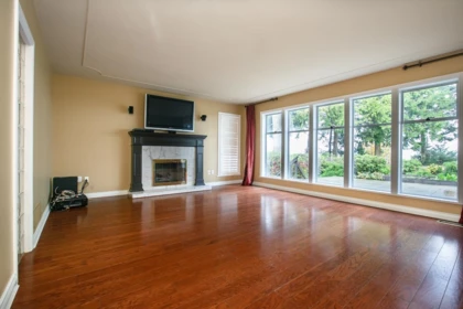 Kitchen Island Photo of 1223 Pacific Drive, Delta, BC