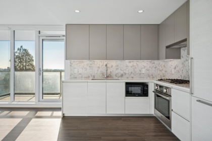 306 8181 Chester Street, Vancouver, BC, South Vancouver — 2 bed apartment/condo for sale