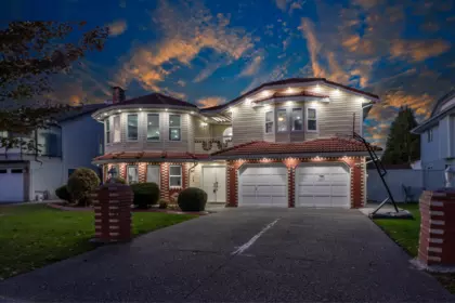 12451 90a Avenue, Surrey, BC, Queen Mary Park Surrey — 8 bed single family residence for sale