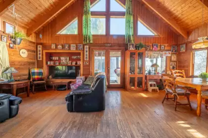 1 24578 Lougheed Highway, Maple Ridge, BC