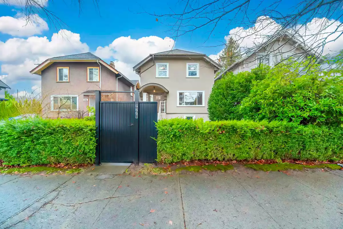 Exterior Front Photo of 2779 W 13th Avenue, Vancouver, BC