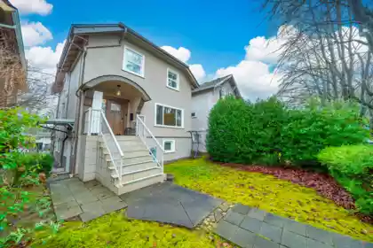 2779 W 13th Avenue, Vancouver, BC, Vancouver — Single Family Residence for sale