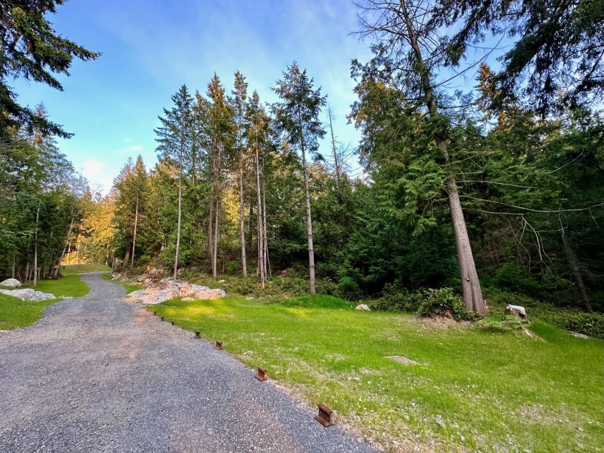 Exterior Rear Photo of 831 Windjammer Road, Bowen Island, BC