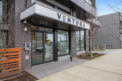 212 32838 Ventura Avenue, Abbotsford, BC, Abbotsford — Apartment/Condo for sale