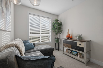 Swimming Pool Photo of 212 32838 Ventura Avenue, Abbotsford, BC