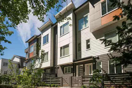 37 9652 162a Street, Surrey, BC