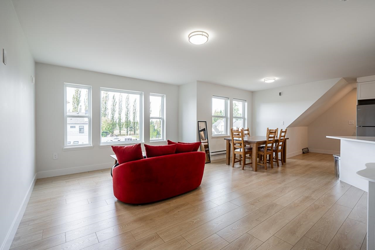 Basement Recreation Room Photo of 1 23256 34a Avenue, Langley, BC