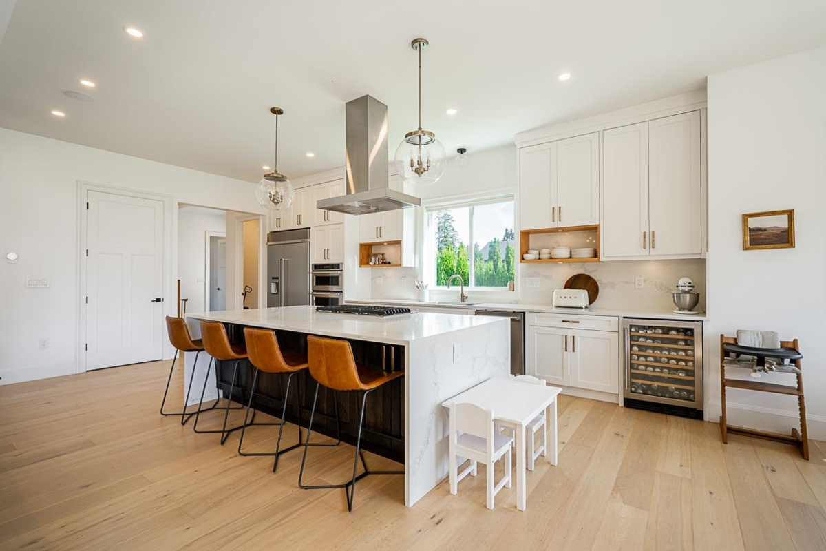 Breakfast Nook Photo of 1 23256 34a Avenue, Langley, BC