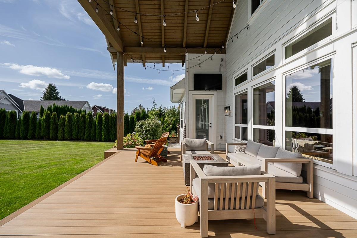 Hallway Photo of 1 23256 34a Avenue, Langley, BC