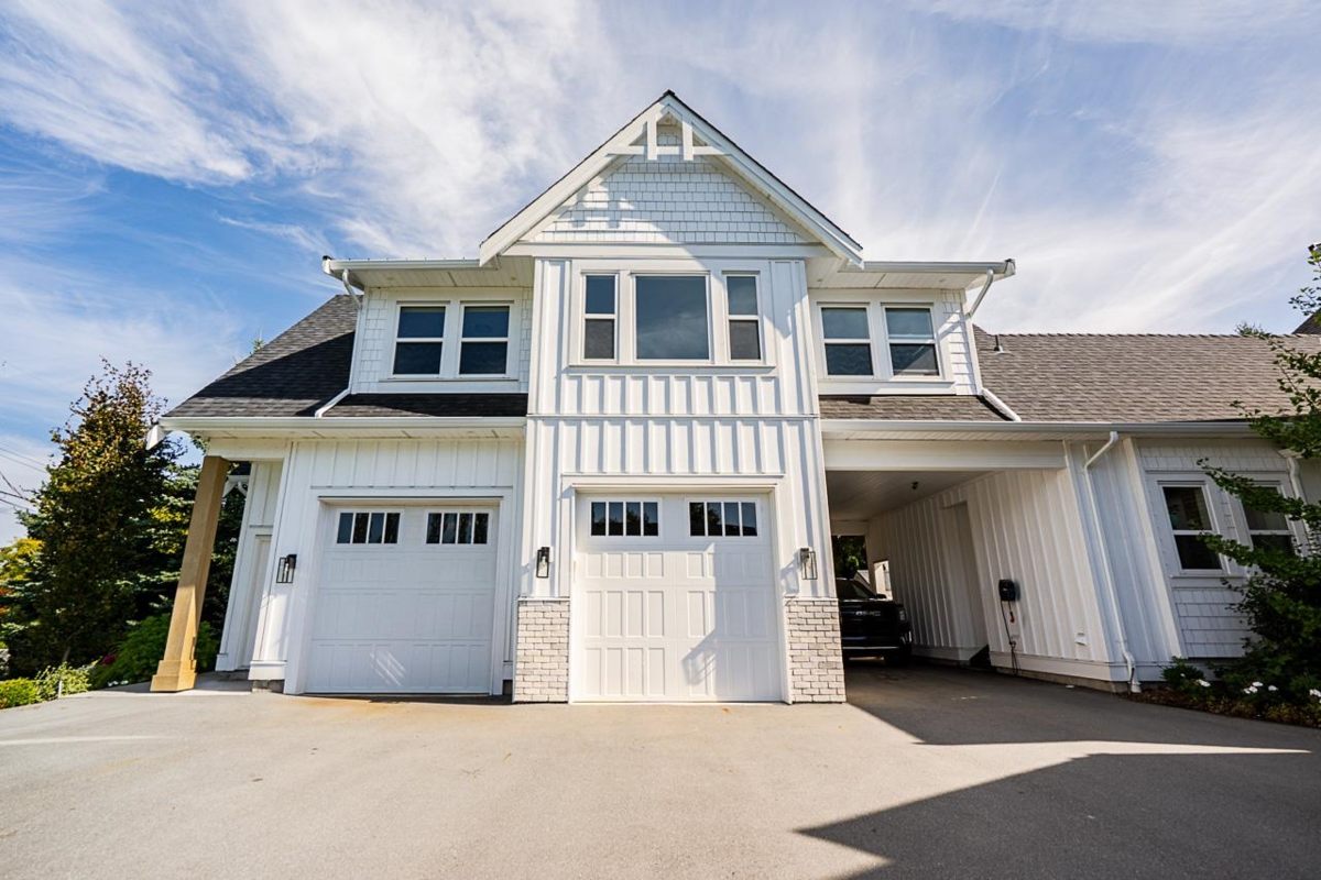 Staircase Photo of 1 23256 34a Avenue, Langley, BC